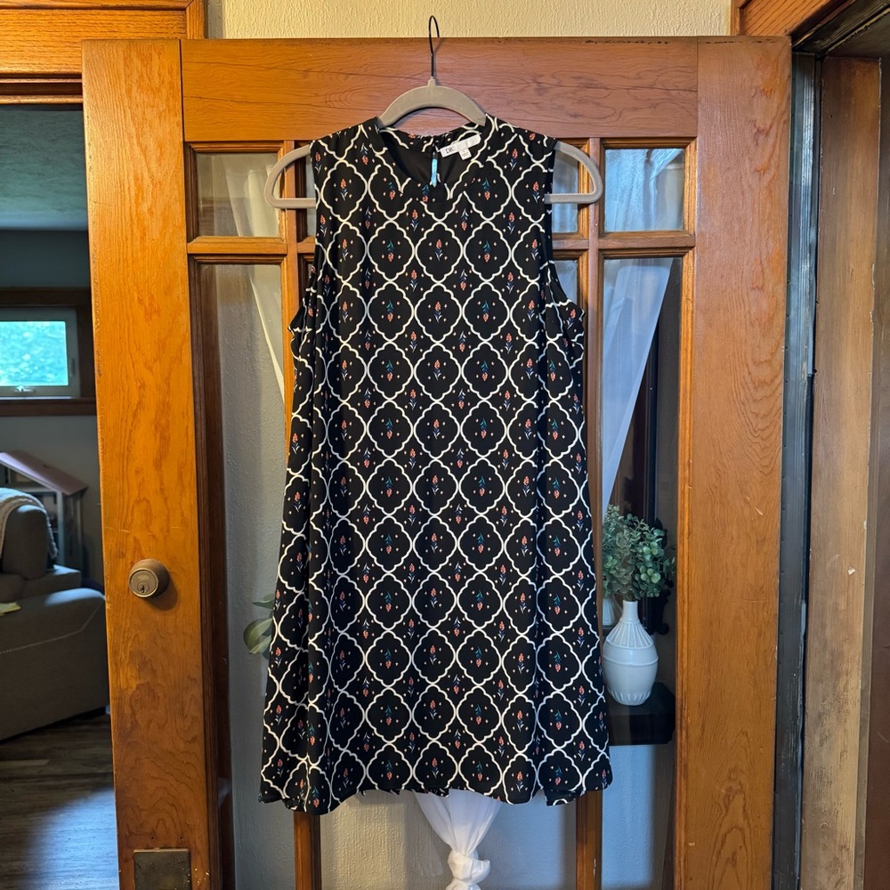 DR2 Black and White Geometric Mini Dress